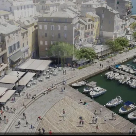 Terrazzo باستيا